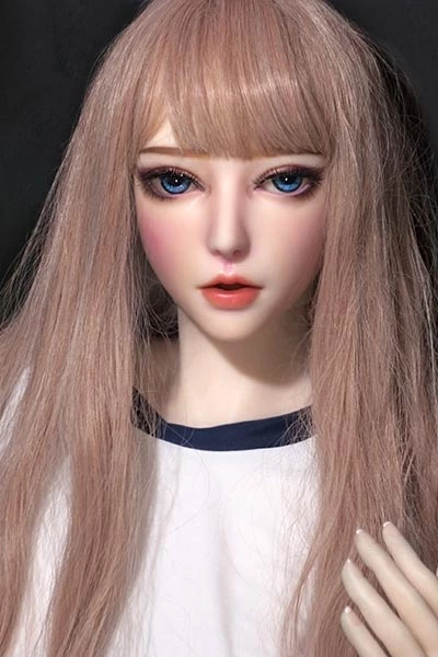 ElsaBabe 綺麗なスポーツ系ギャルラブドール