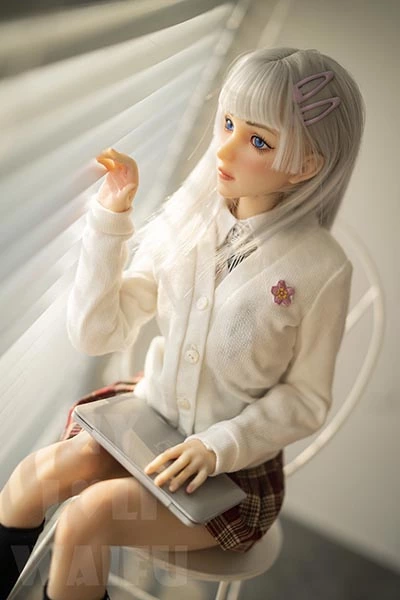 MLW DOLL 小型アダルトドール