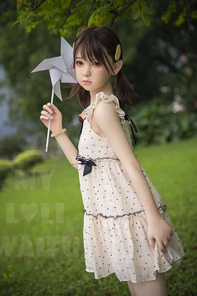 可愛いアダルトドール