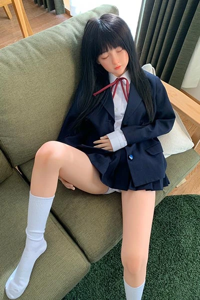 MLW DOLL 145cm 学生風美少女ラブドール