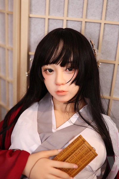 清楚系ラブドール