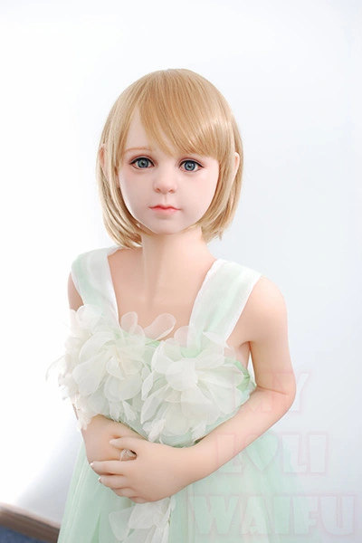 MLW DOLL 小柄 美少女 ラブドール