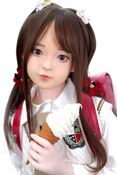 ロリラブドール