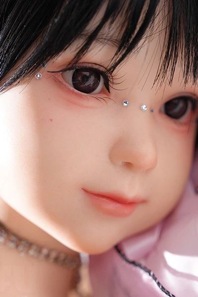 ロリ系セックスドール