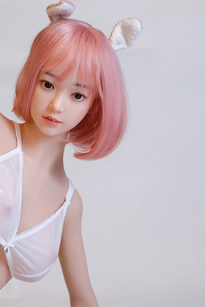 145cm ピンクのショートヘア セクシードール