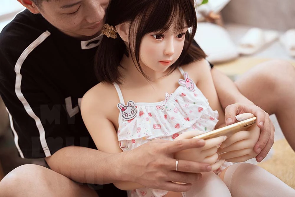 可愛い 美少女ドール