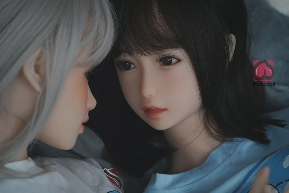 MOMODOLL 美少女リアルラブドール
